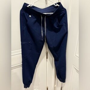 SOLD  -  FIGS Zamora jogger, size women’s small